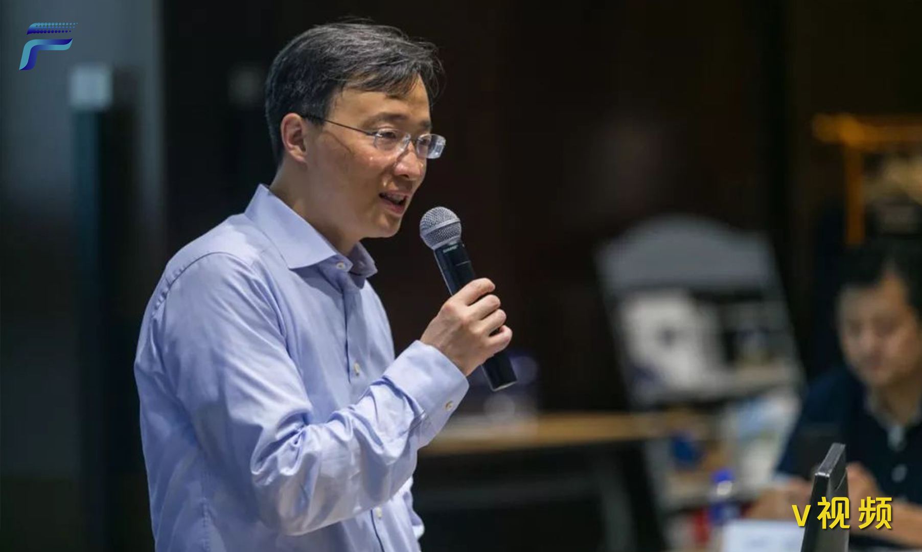 �򽨹⣺�������뾭�ù��������۽���������