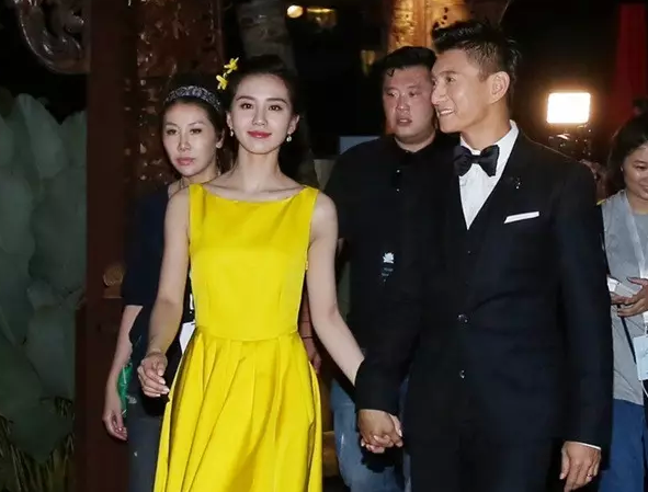 ����¡����ʷ���Ӱڵ�̯�������������