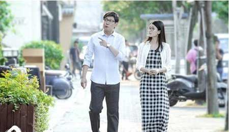 10年后,两个人工资都达到了1.5万元,豆豆和谈了五年的男朋友结婚了,并利用理财赚的钱和男朋友一起买了房,还攒了一笔钱,工作也是得到了老板的认可,升为主管。而黑友因为感情没定性,工资也是月月光,存款还是一分没有。