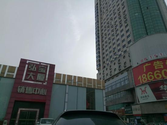 三四线城市烂尾楼围城:烟台黄金地段上项目烂尾