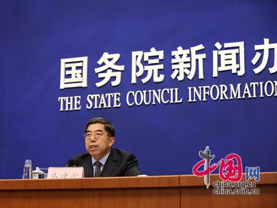 国务院新闻办公室于2015年1月20日(星期二)上午10时举行新闻发布会,国家统计局局长马建堂介绍2014年国民经济运行情况,图为国家统计局局长马建堂回答记者提问。