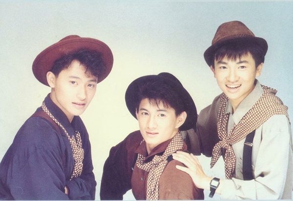 ��׬���ٲ���Ȣ����ʫʫ��������¡Ͷ�ʴ�ҵ��ͼ