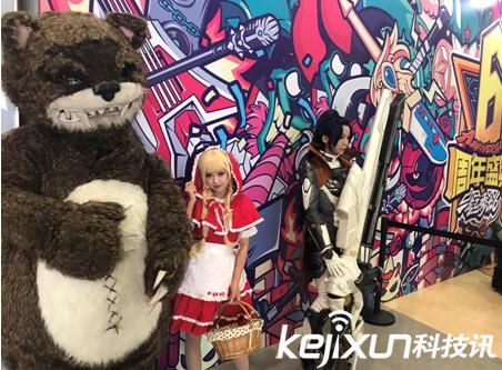 Ӣ������������ʢ����Ļ ����Ƽ�ȼ������