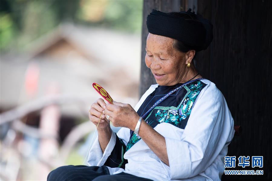 ��ϰ��ƽ��С�����¡��»�����ͼ�Ļ�������4���������������˶�����һ���Ҹ����������ꡱ����ϰ��ƽ���������ϵĹ���