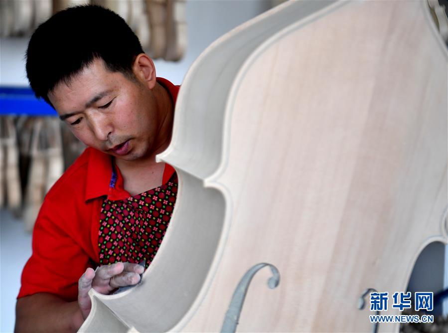 ���������ǵ�С�����ͼ�Ļ�������4�����³�ͷ��ȴ�������˵�����